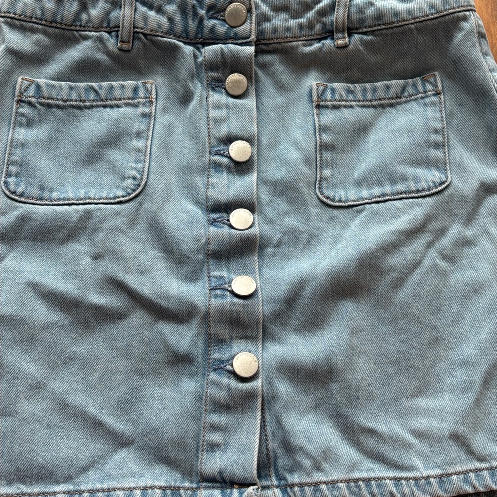 Garage Woman’s Size S Blue Button-Down Mini Skirt - Picture 3 of 7